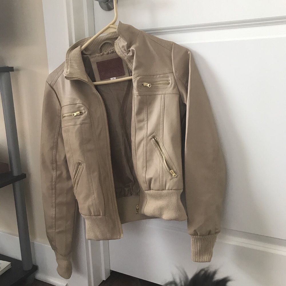 Miss London beige jacket